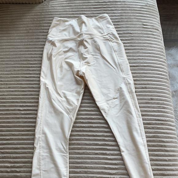 ✨ fabletics leggings! - Picture 5 of 6